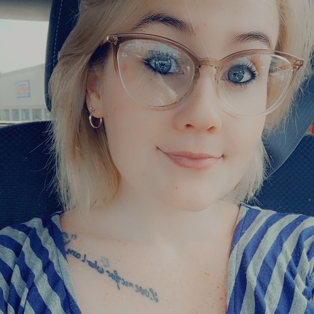 Meet your Posher, Jennifer